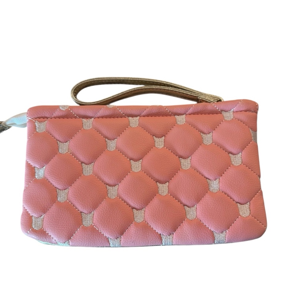 NWT Betsey Johnson Luv Betsey Coral Quilted Double Pouch Wristlet - Picture 2 of 8